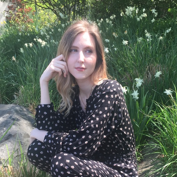 About Kate - Picture 4 of 4